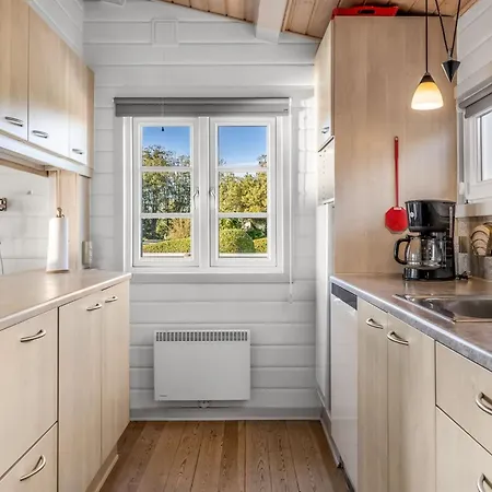 Valea - 600m From The Sea By Interhome