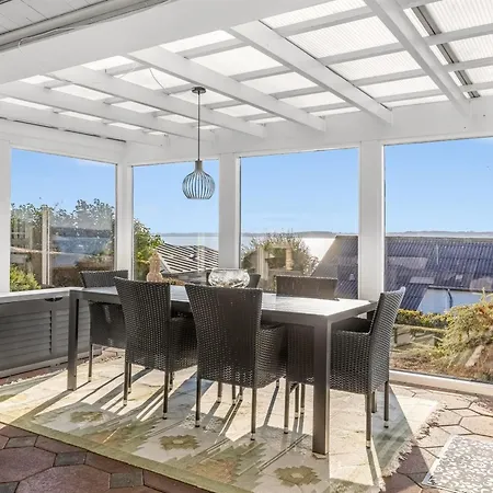 Valea - 600m From The Sea By Interhome