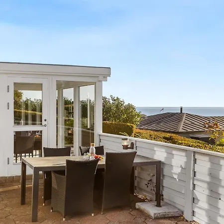 Valea - 600m From The Sea By Interhome