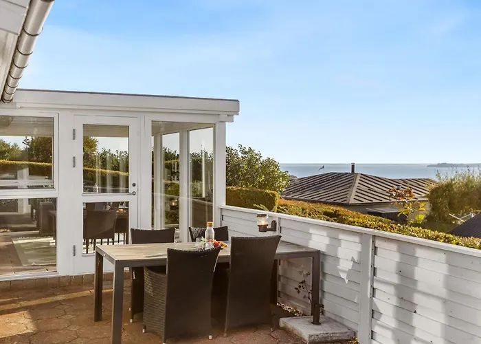 Valea - 600m From The Sea By Interhome